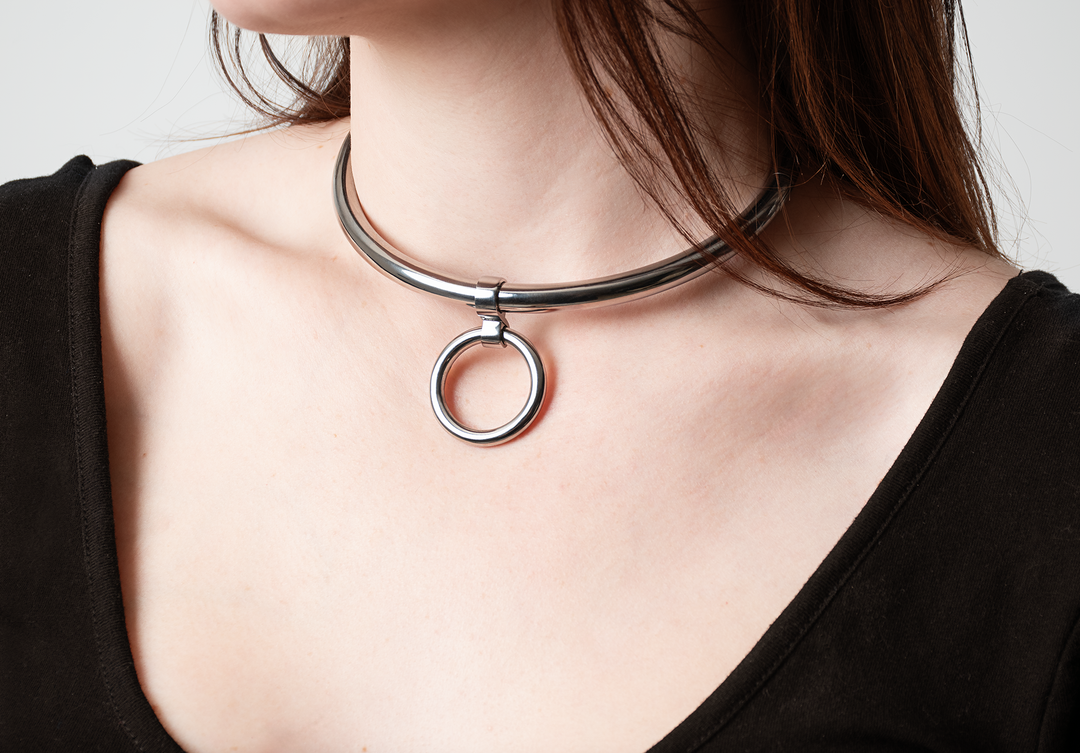 Infinity O-Ring Pendant - Titanium